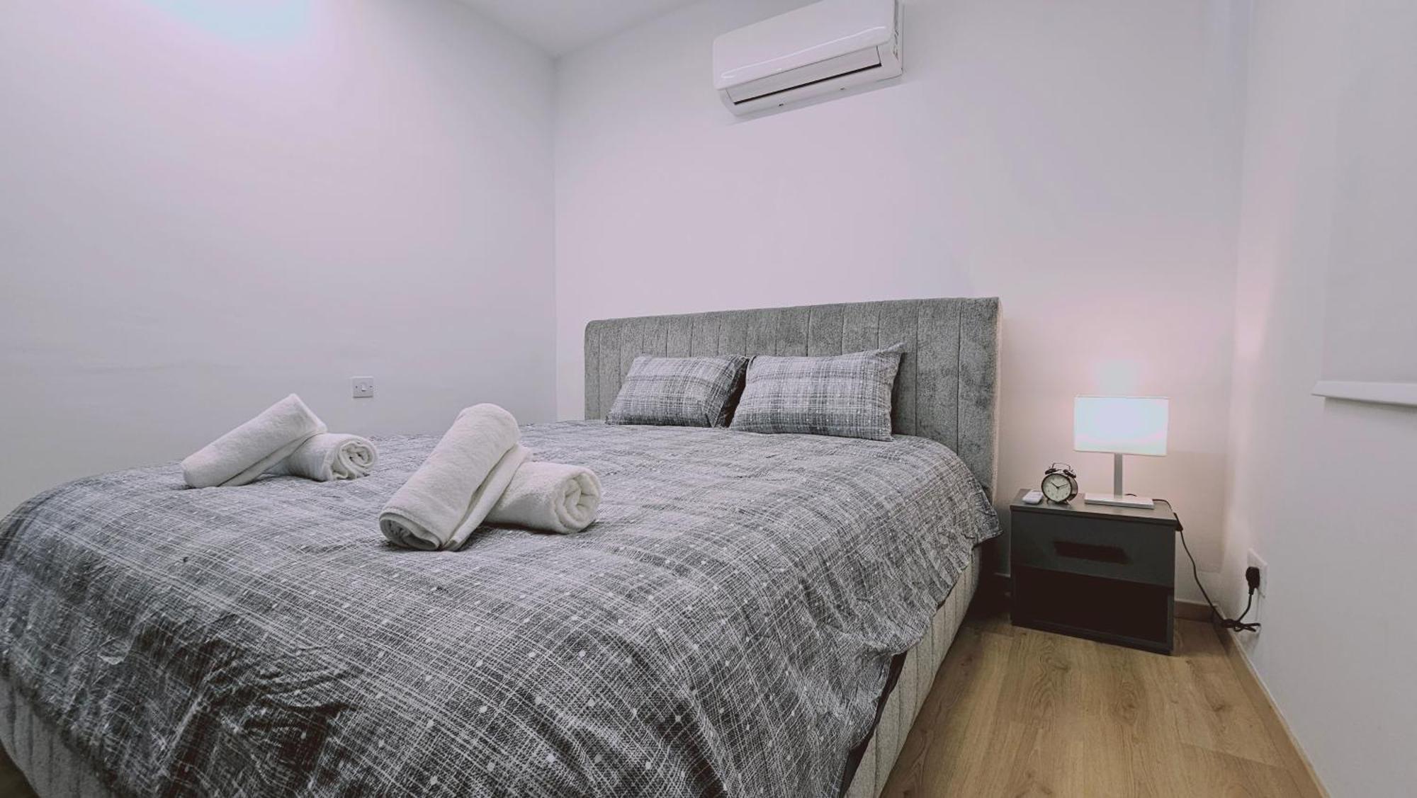 Stay Cosmo City Suites Никосия Экстерьер фото