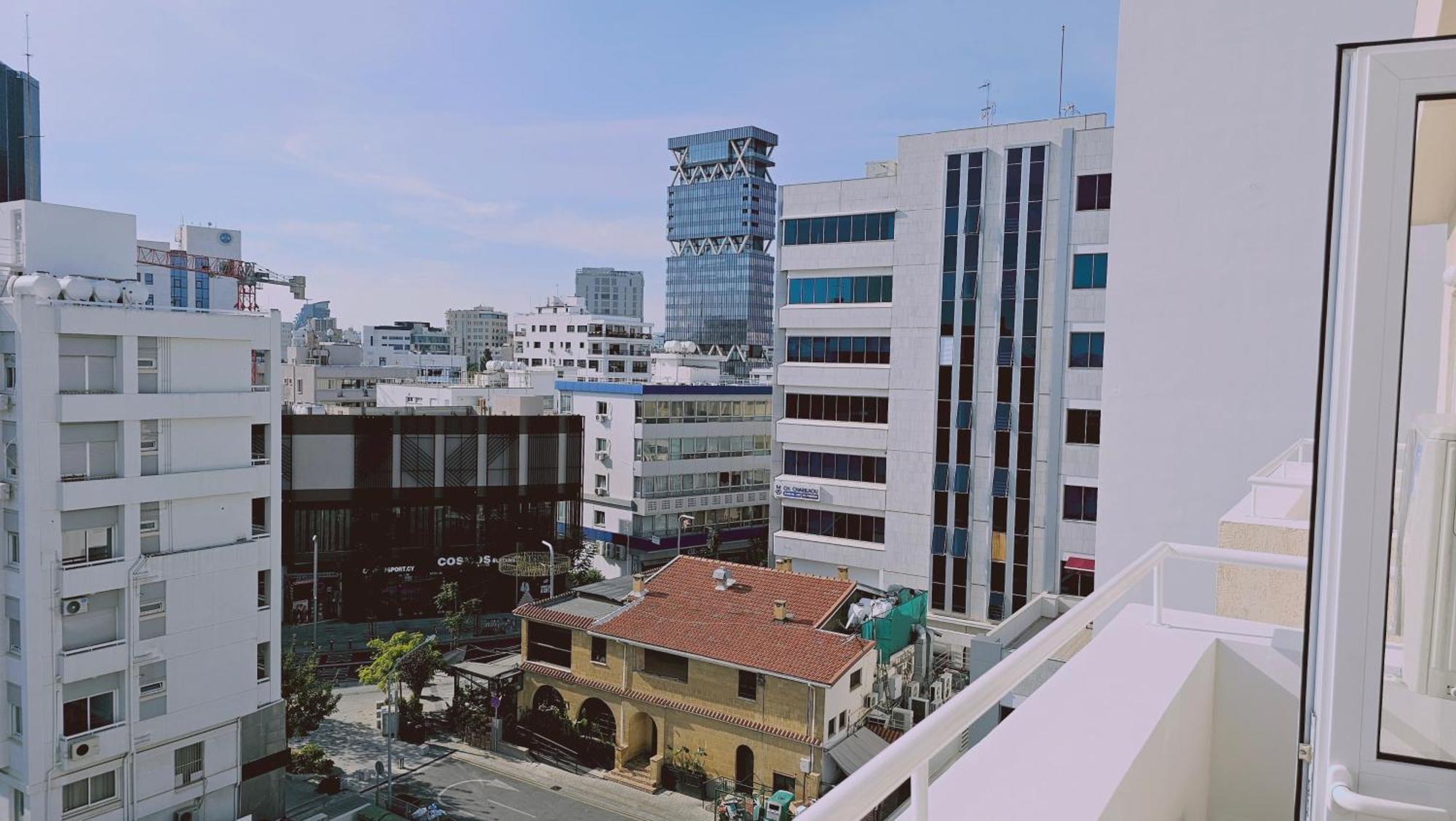 Stay Cosmo City Suites Никосия Экстерьер фото