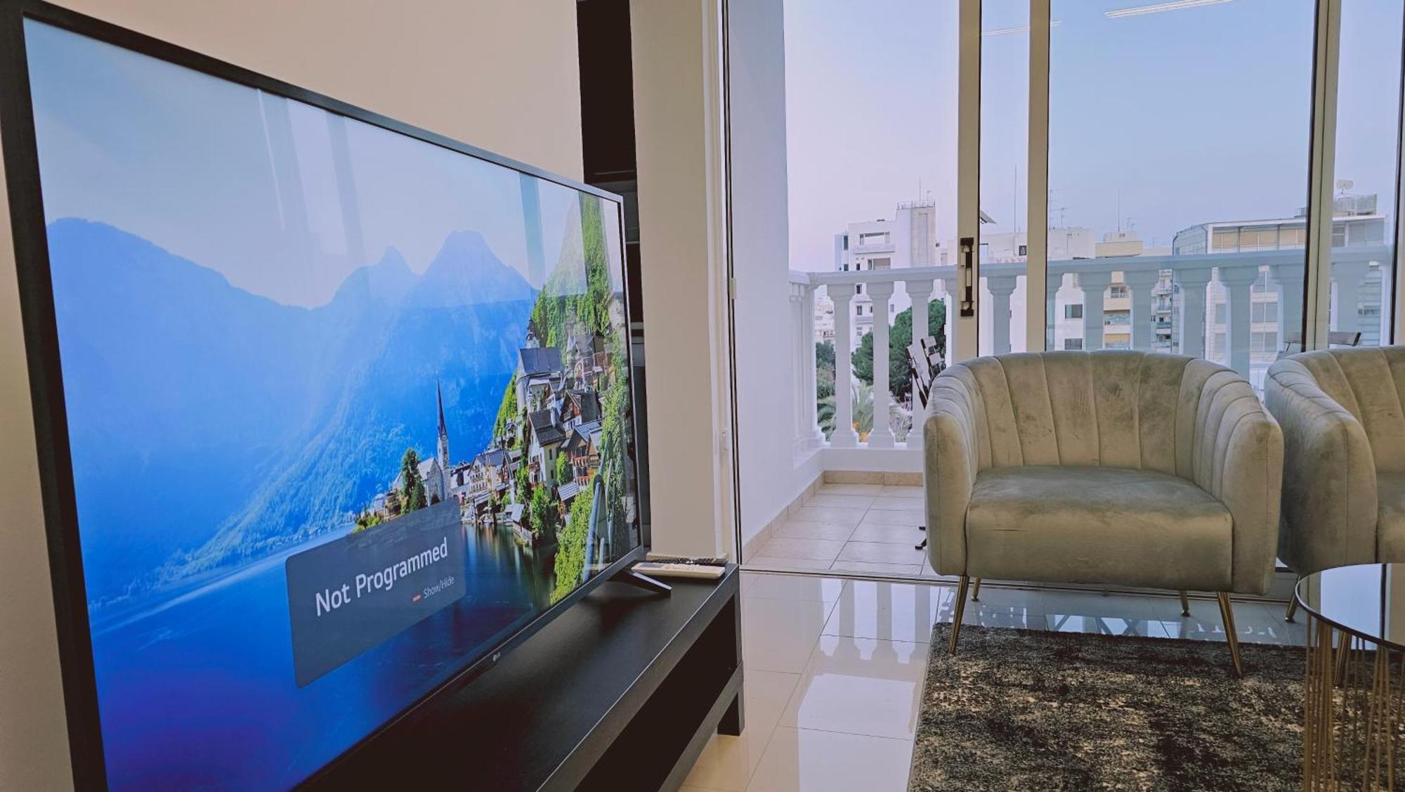 Stay Cosmo City Suites Никосия Экстерьер фото