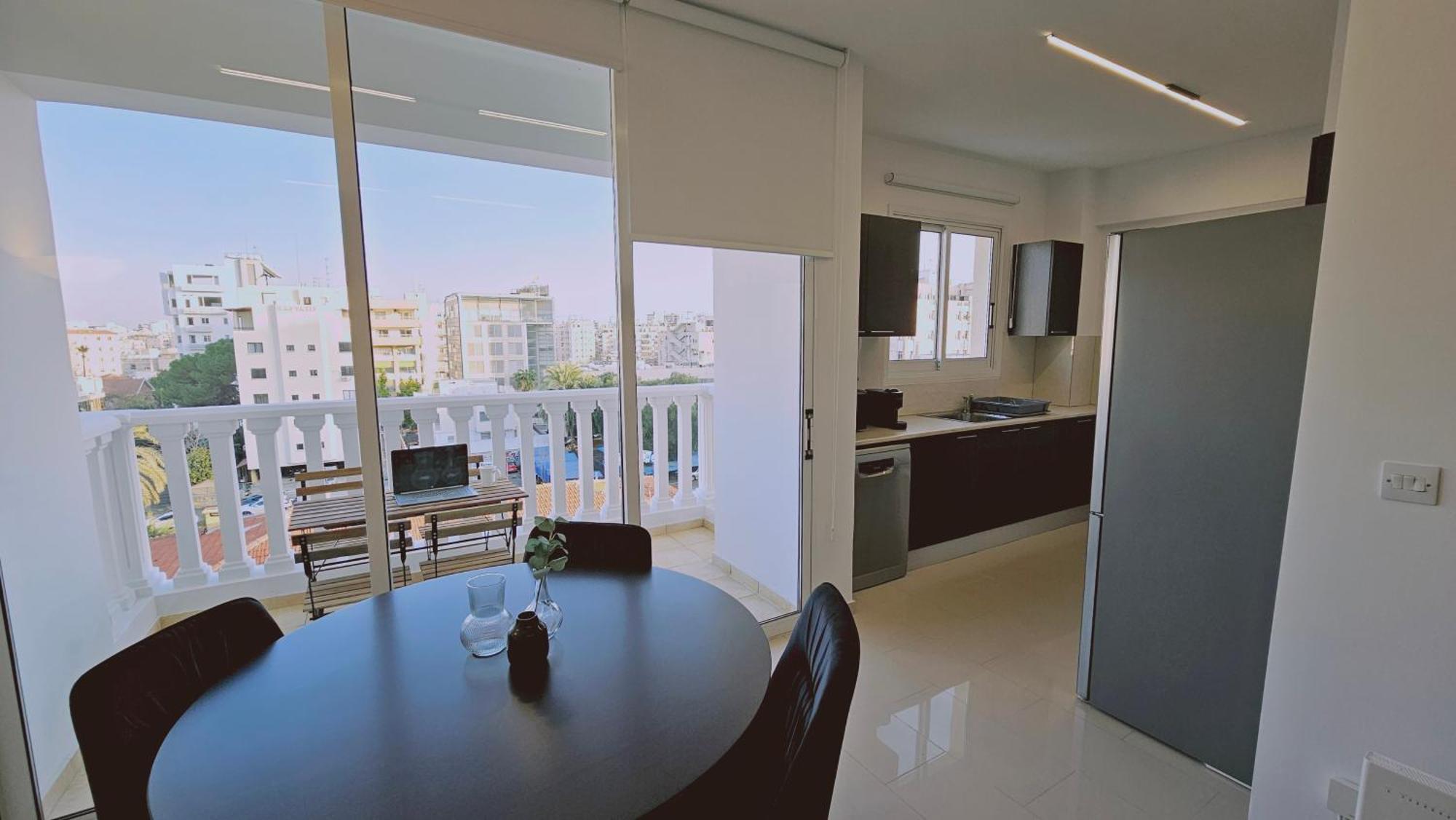 Stay Cosmo City Suites Никосия Экстерьер фото