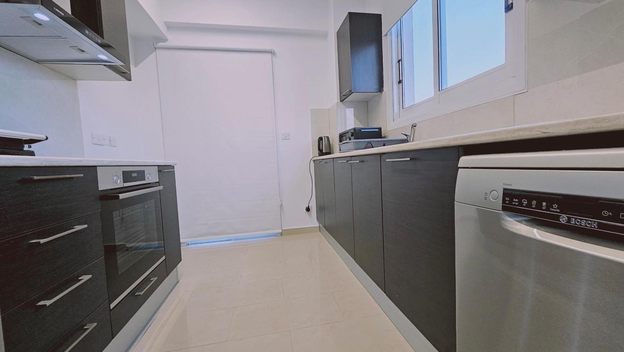 Stay Cosmo City Suites Никосия Экстерьер фото